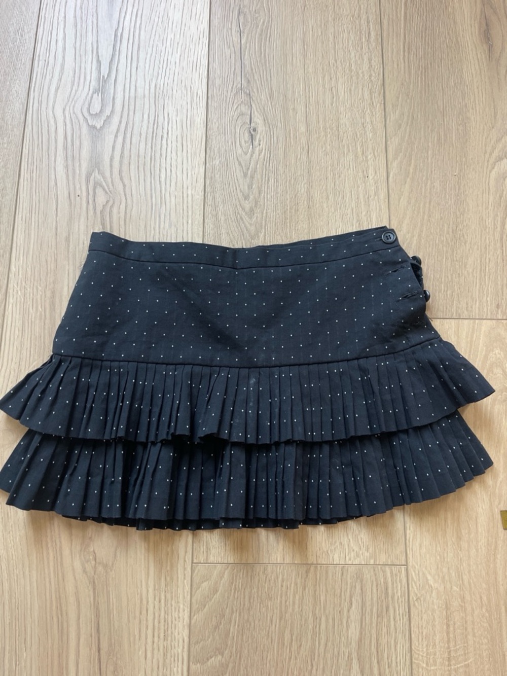 BCBG Black Polka Dot Pleated Mini Skirt